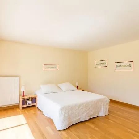 , ,250m Du Miramar, * Biarritz